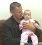 お腹の外から赤ちゃんに手術